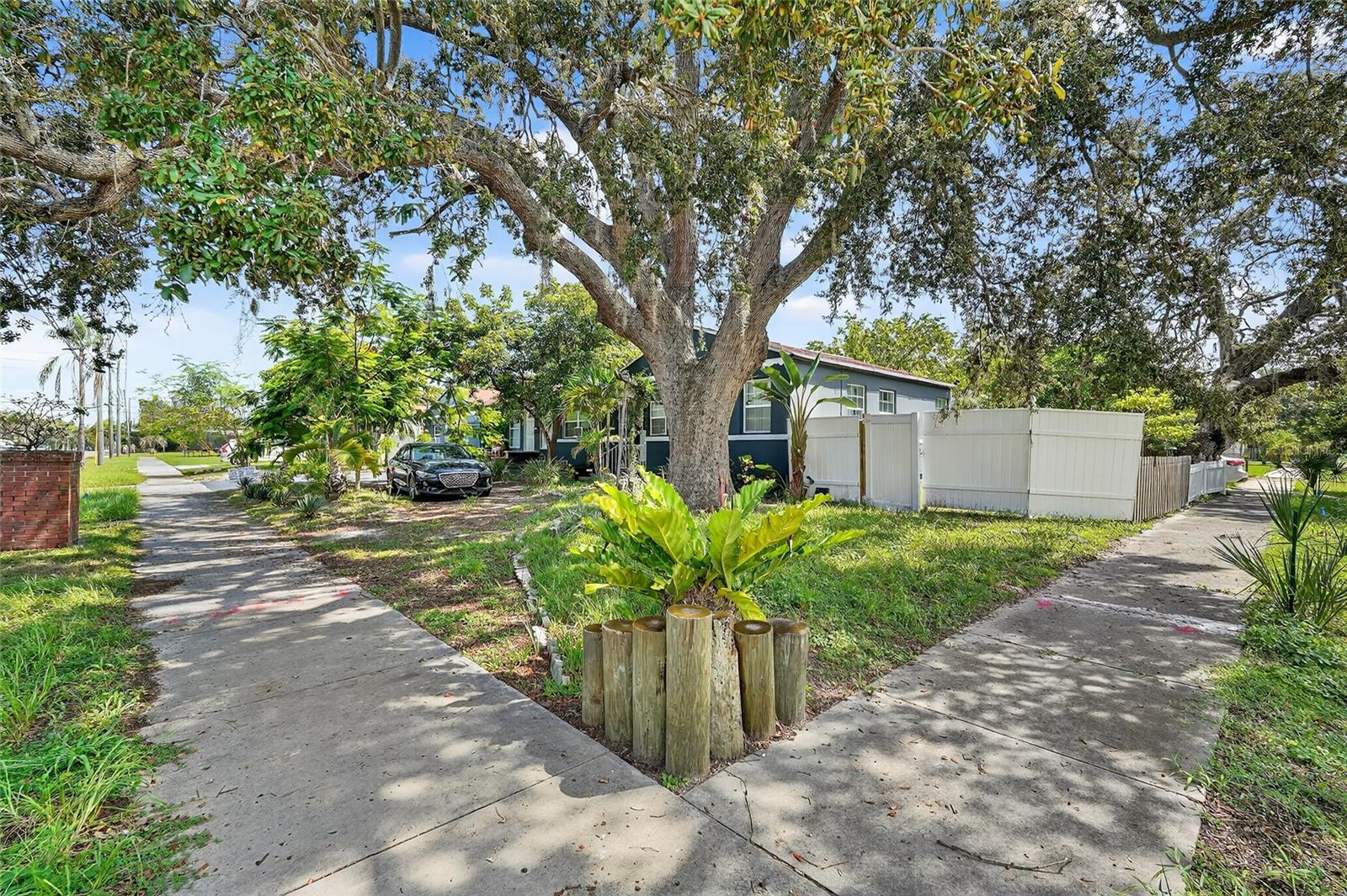 Image 2 of 8 For 1005 16th Street N