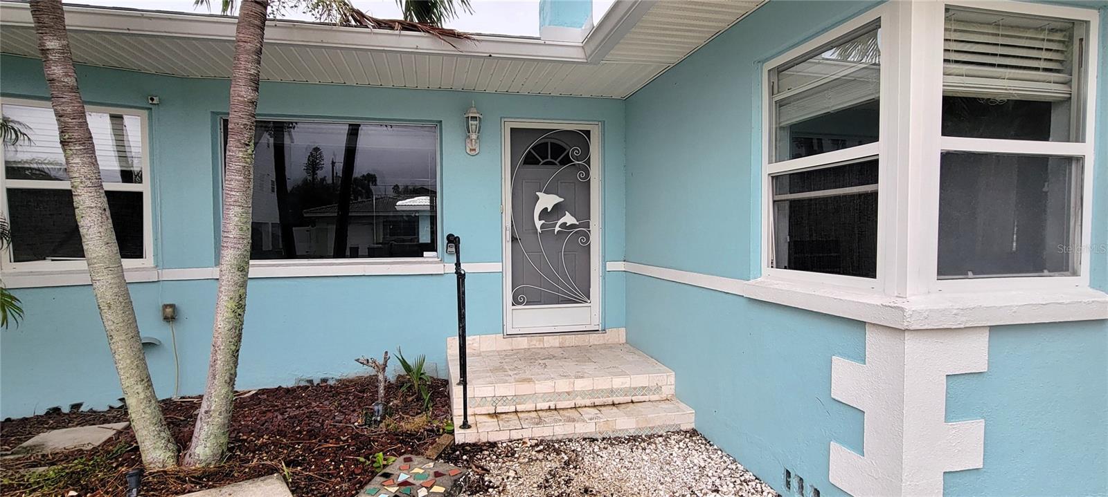 Image 2 of 39 For 16212 1st Street E