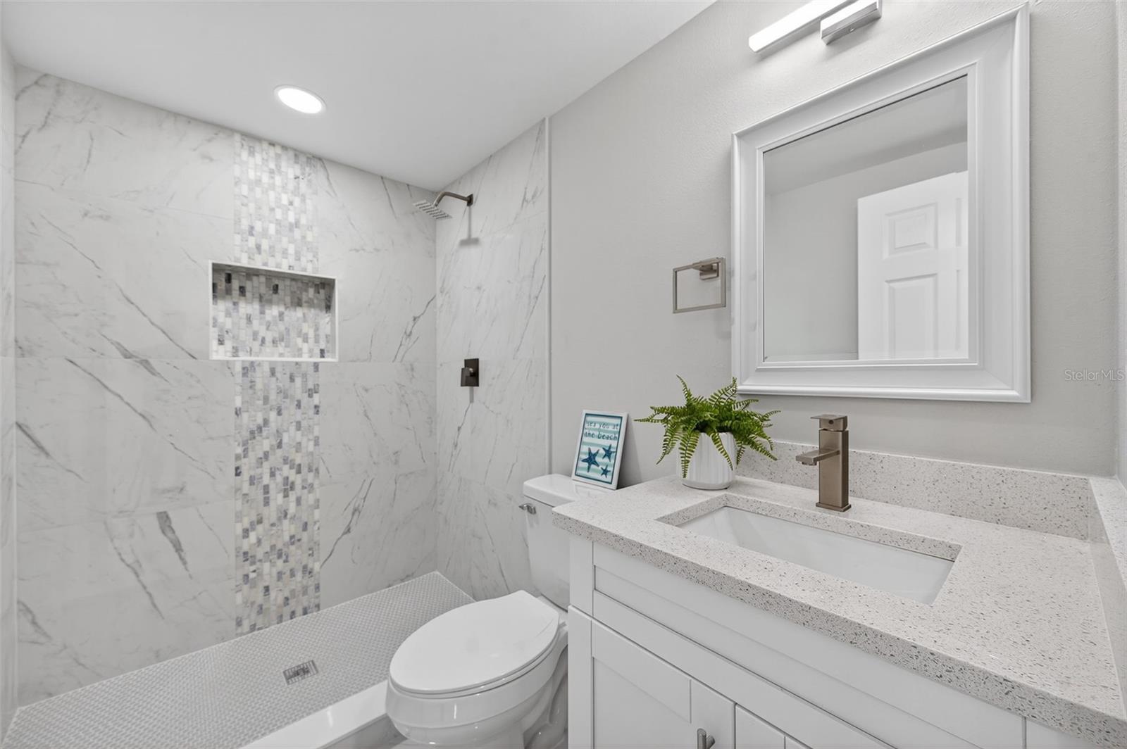 Listing photo id 14 for 5949 1st Avenue