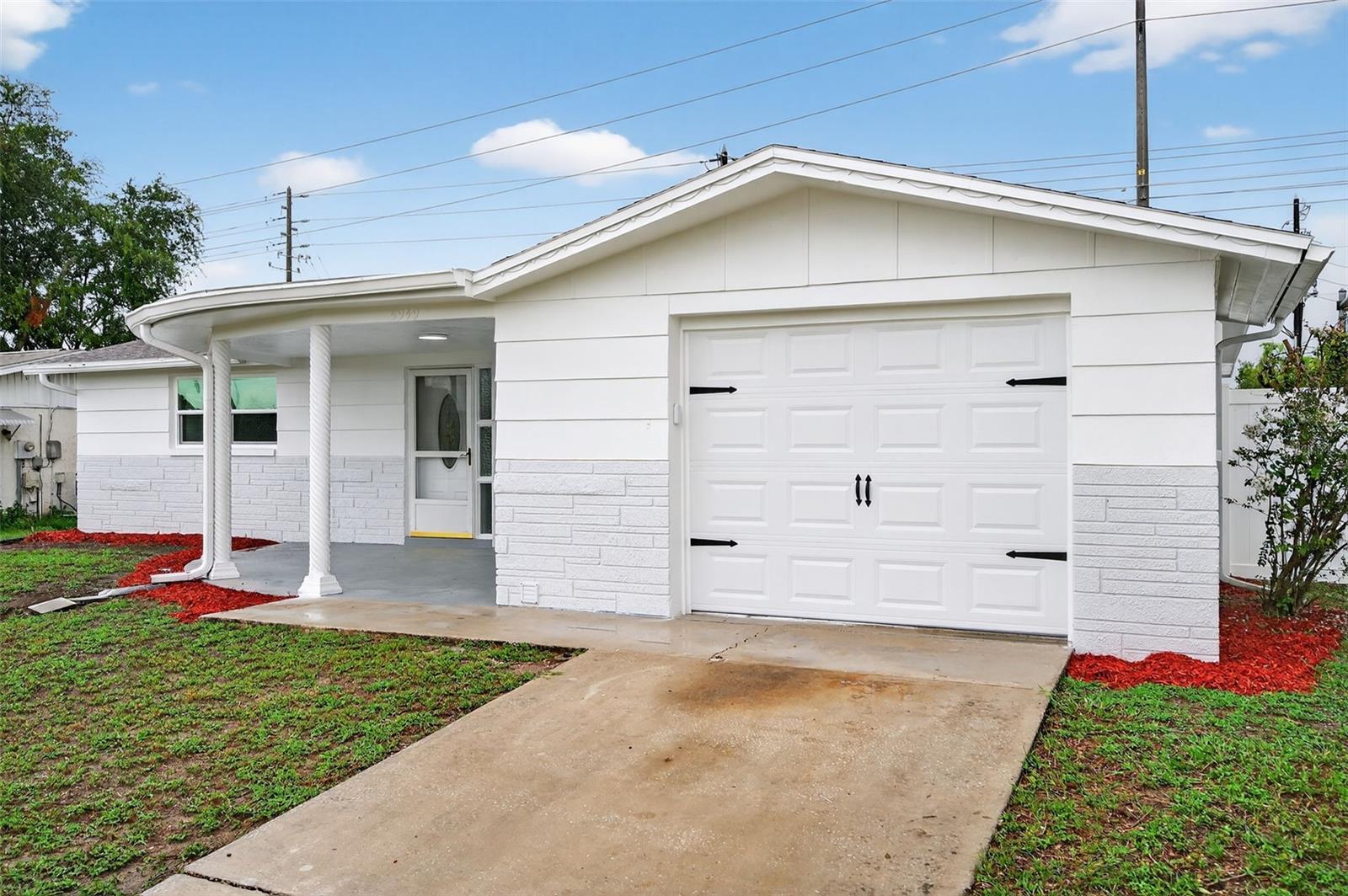 Listing photo id 0 for 5949 1st Avenue
