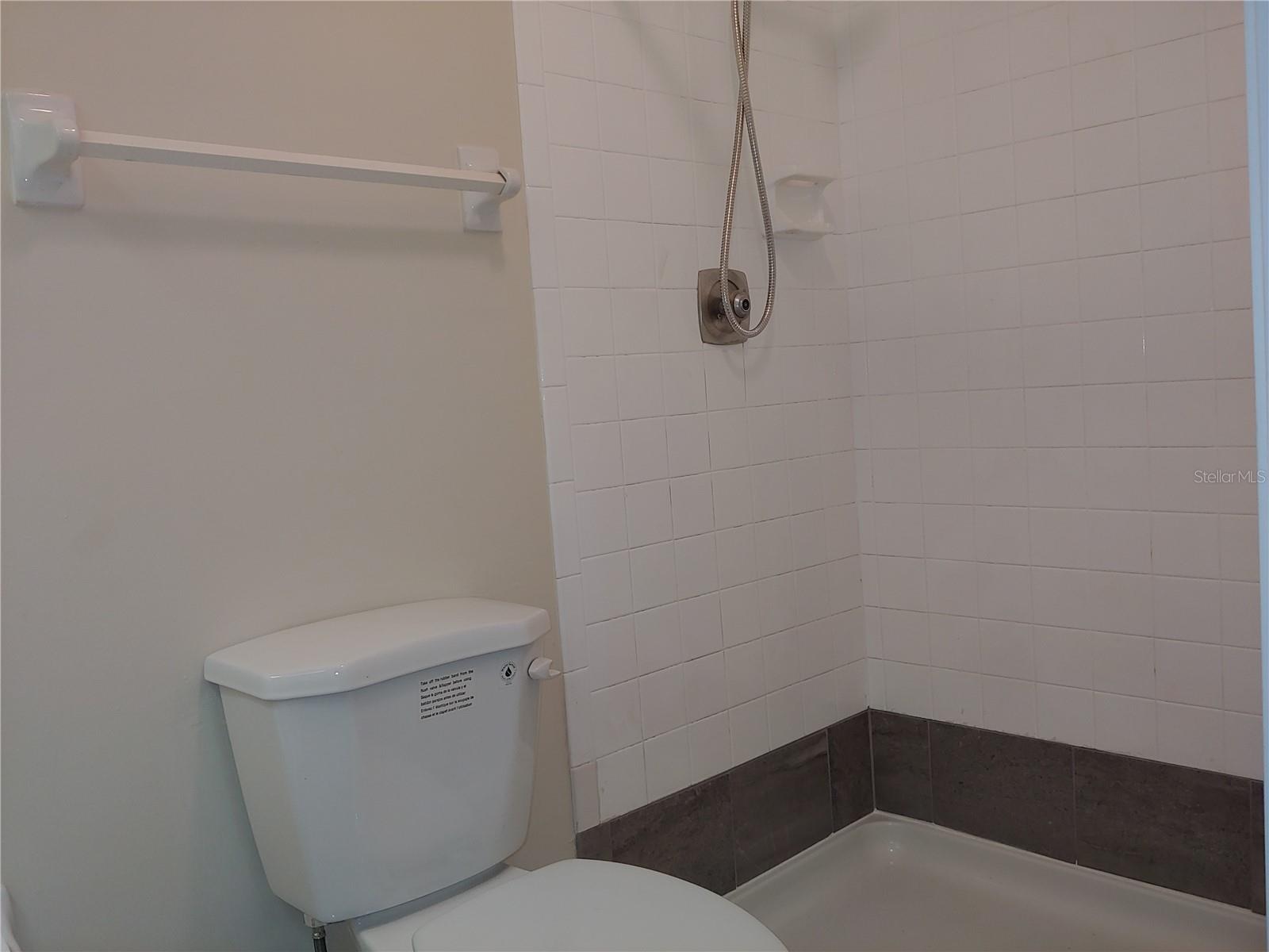 Image 21 of 27 For 1000 Tarpon Woods Boulevard 704