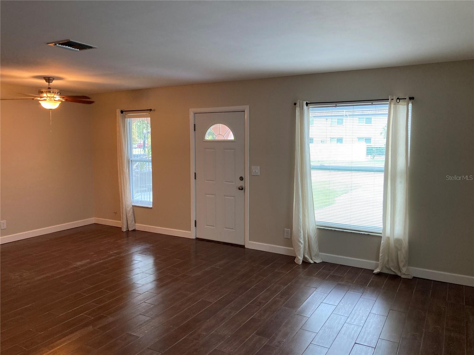 Image 5 of 24 For 7110 2nd Street N