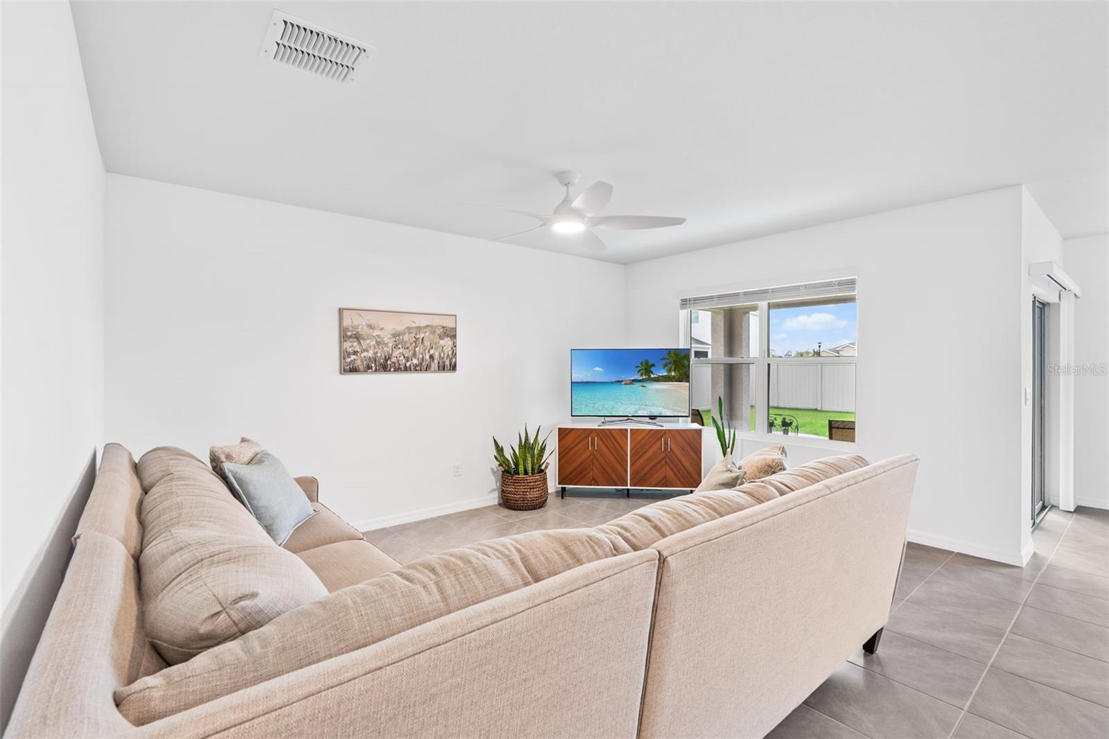 Image 14 of 44 For 5871 Halewood Way