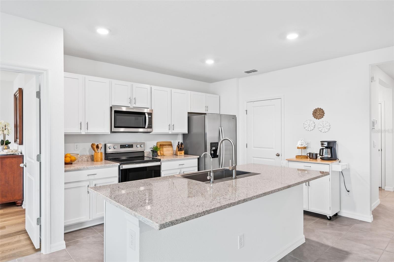 Image 9 of 44 For 5871 Halewood Way