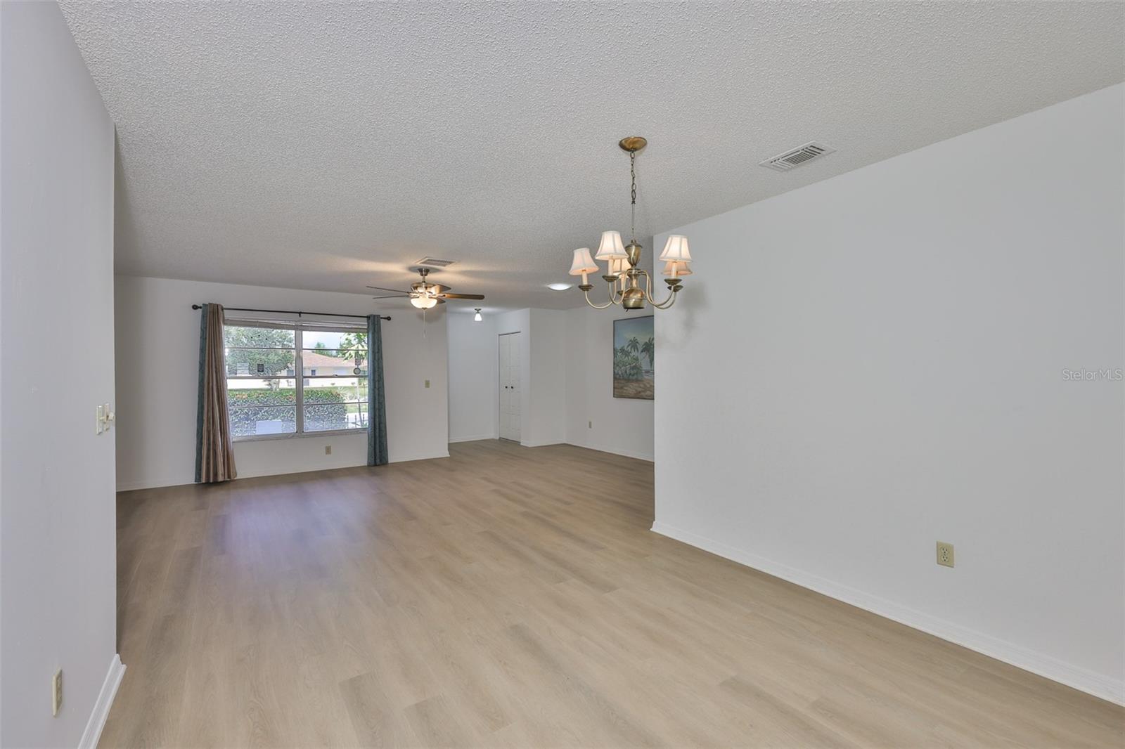 Image 6 of 47 For 1219 Wild Feather Lane