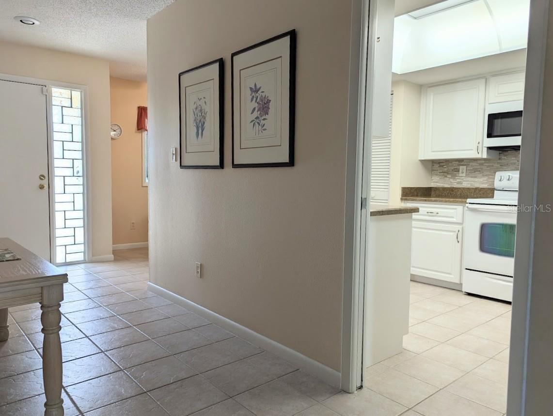 Image 2 of 29 For 8101 Bardmoor Place 204h