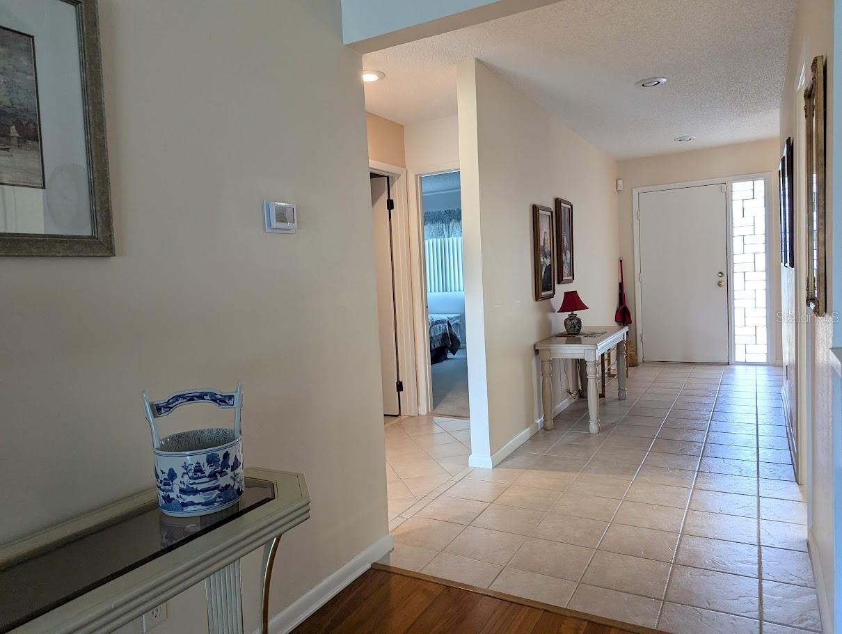Image 3 of 29 For 8101 Bardmoor Place 204h