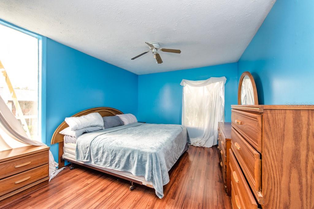Image 15 of 39 For 8602 Champlain Court 93