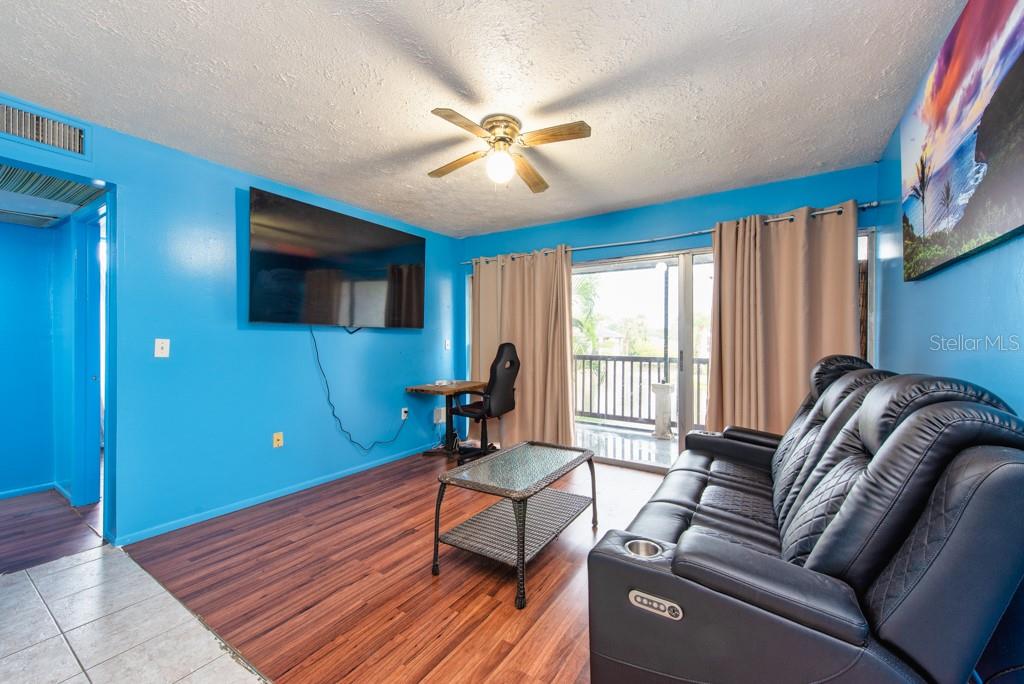 Image 7 of 39 For 8602 Champlain Court 93