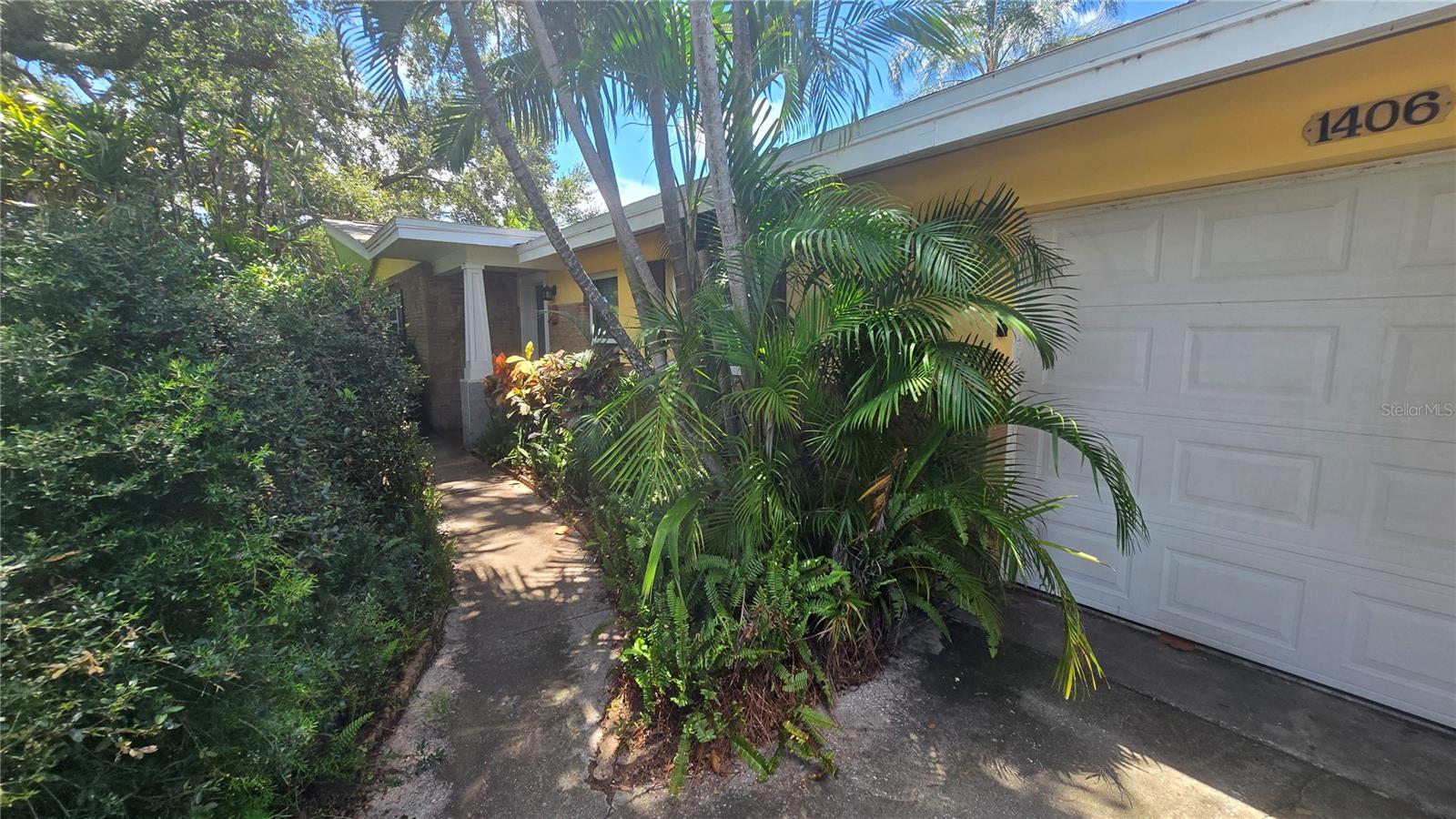 Details for 1406 Lake Avenue, CLEARWATER, FL 33756