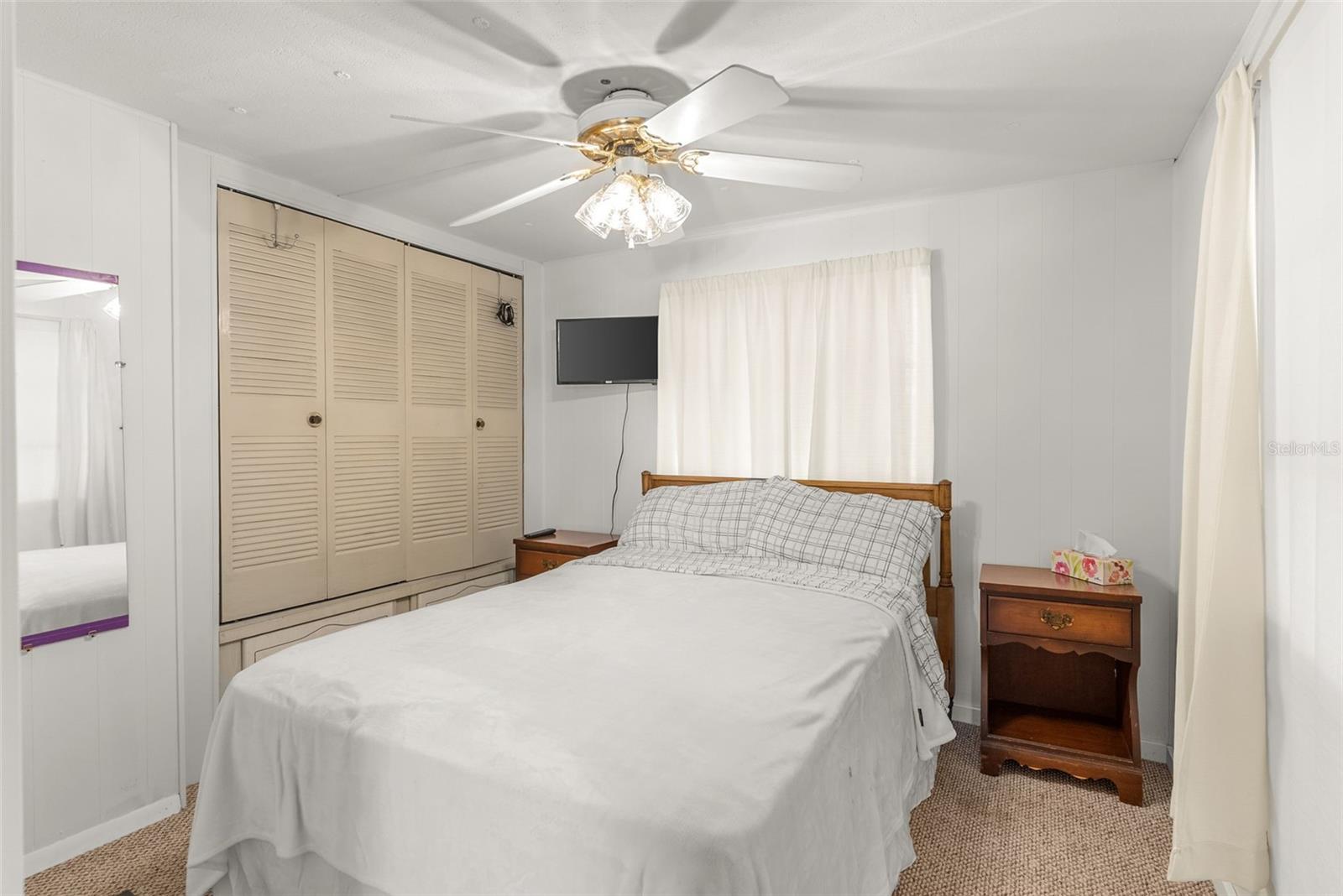 Image 14 of 35 For 12651 Seminole Boulevard 36