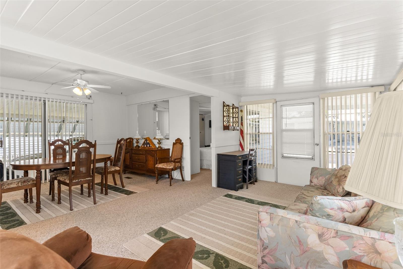 Image 5 of 35 For 12651 Seminole Boulevard 36