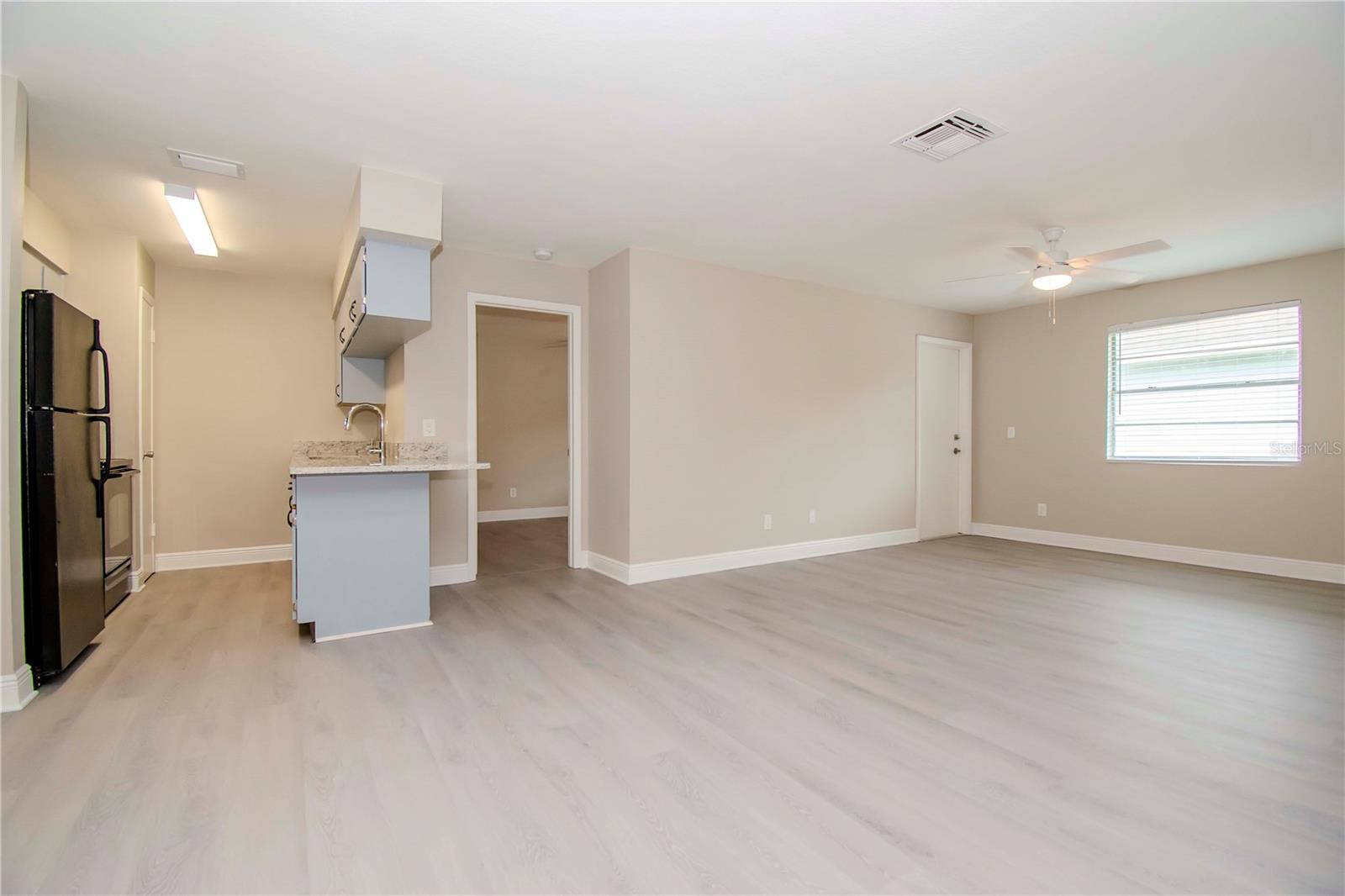 Image 13 of 32 For 562 Golden Raintree Place