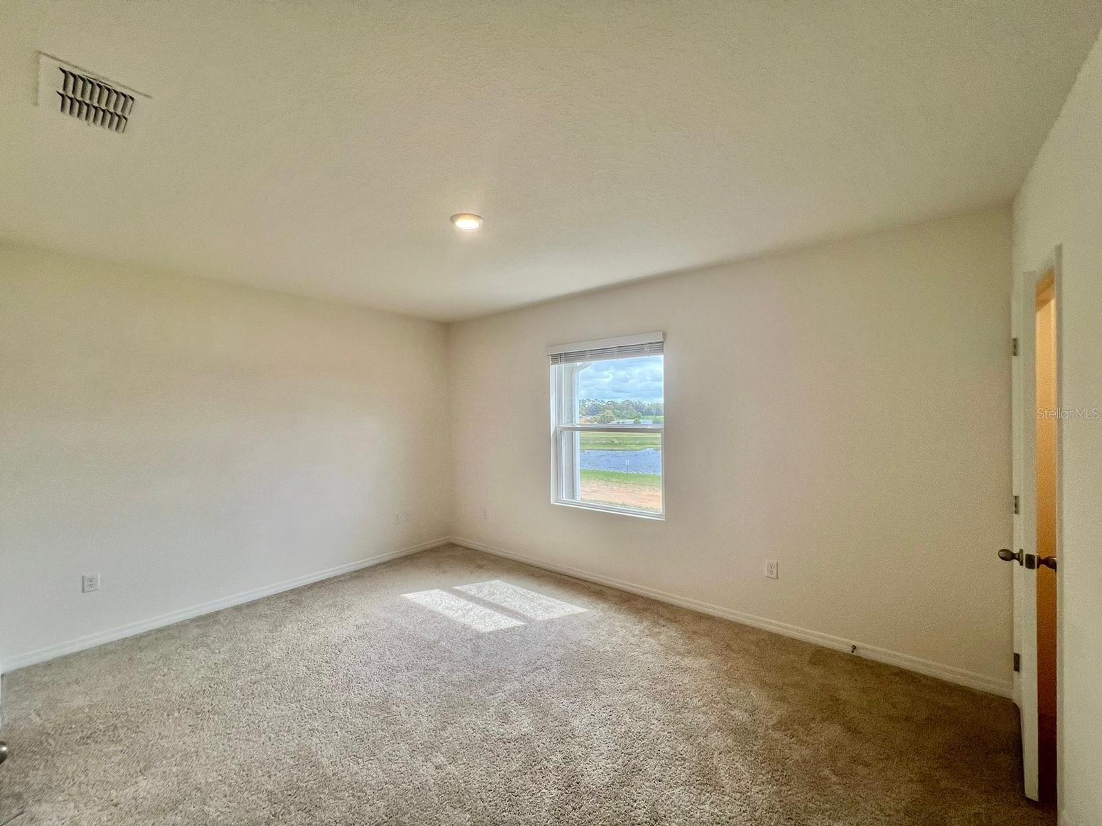 Image 12 of 24 For 1045 Blue Jay Drive