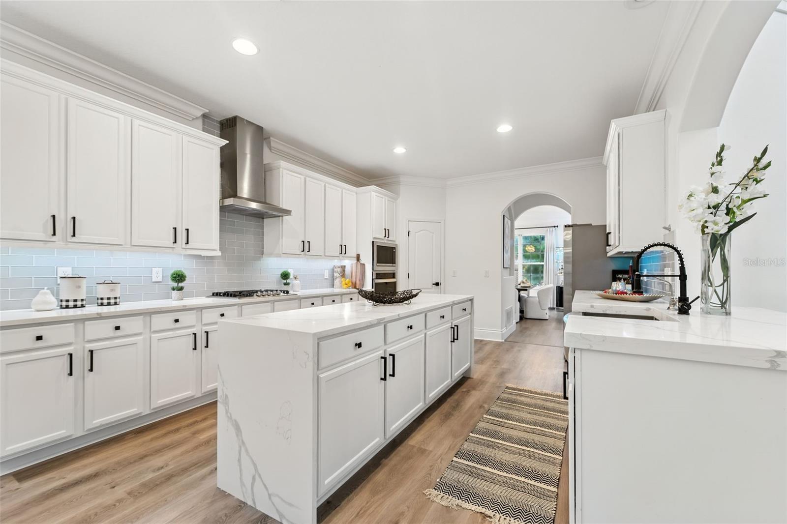 Image 14 of 47 For 27324 Fordham Drive