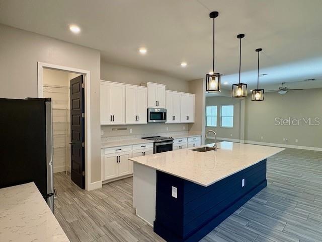 Image 3 of 40 For 7413 Faul Street