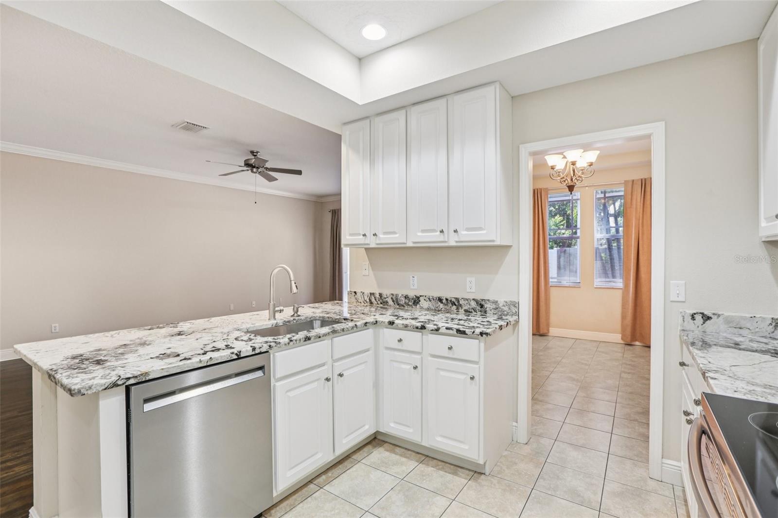 Image 12 of 35 For 207 Arbor Shade Court