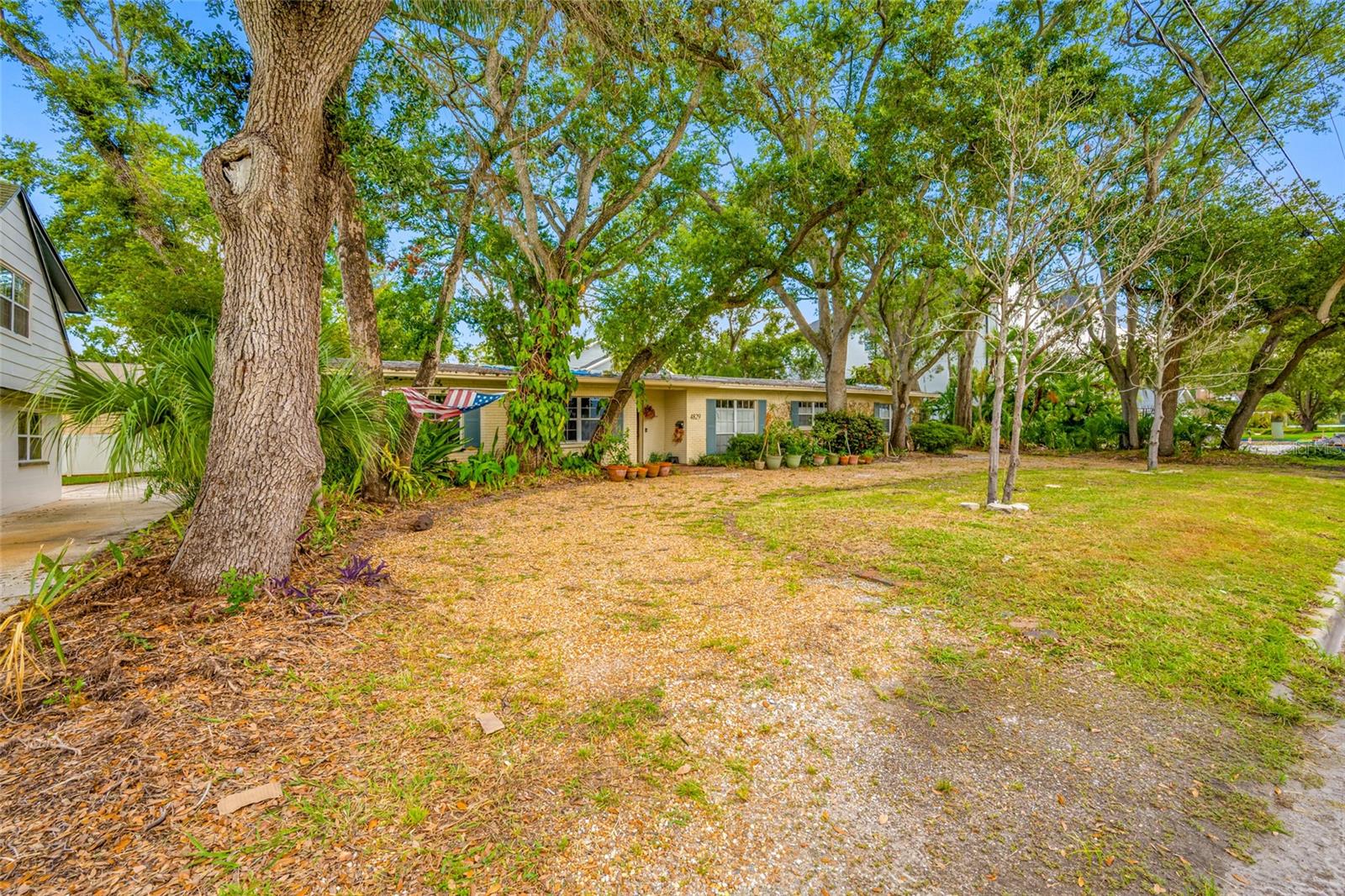 Image 11 of 14 For 4829 San Jose Street