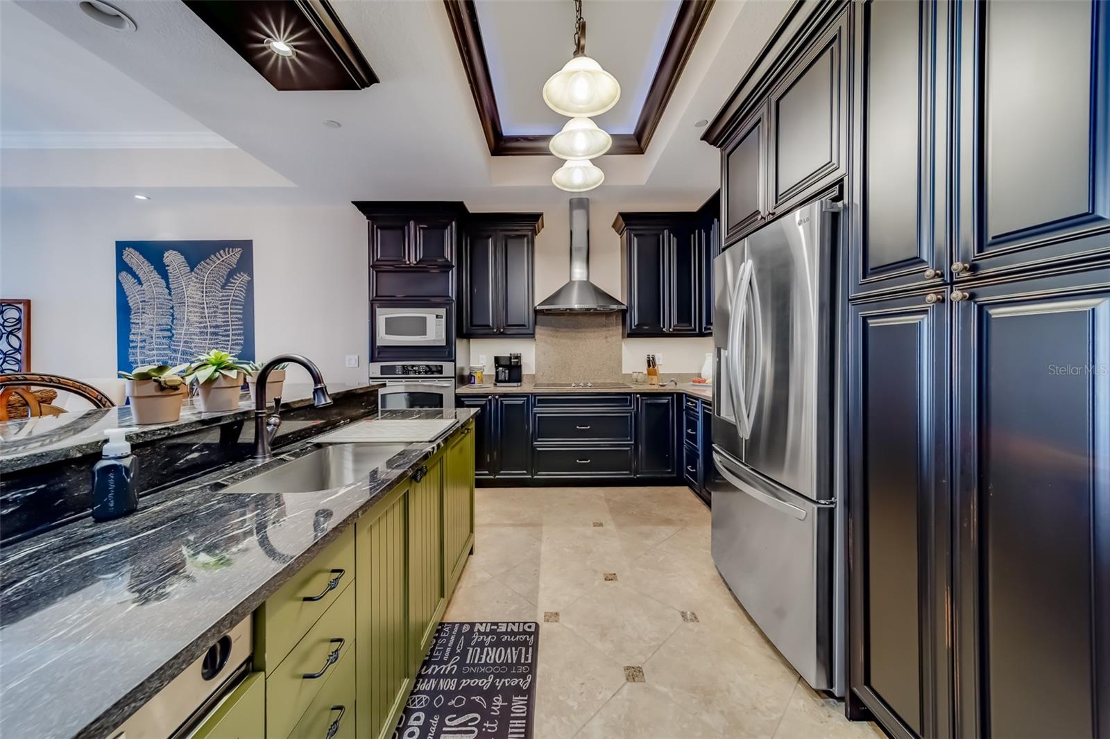 Image 26 of 81 For 202 Windward Passage 604