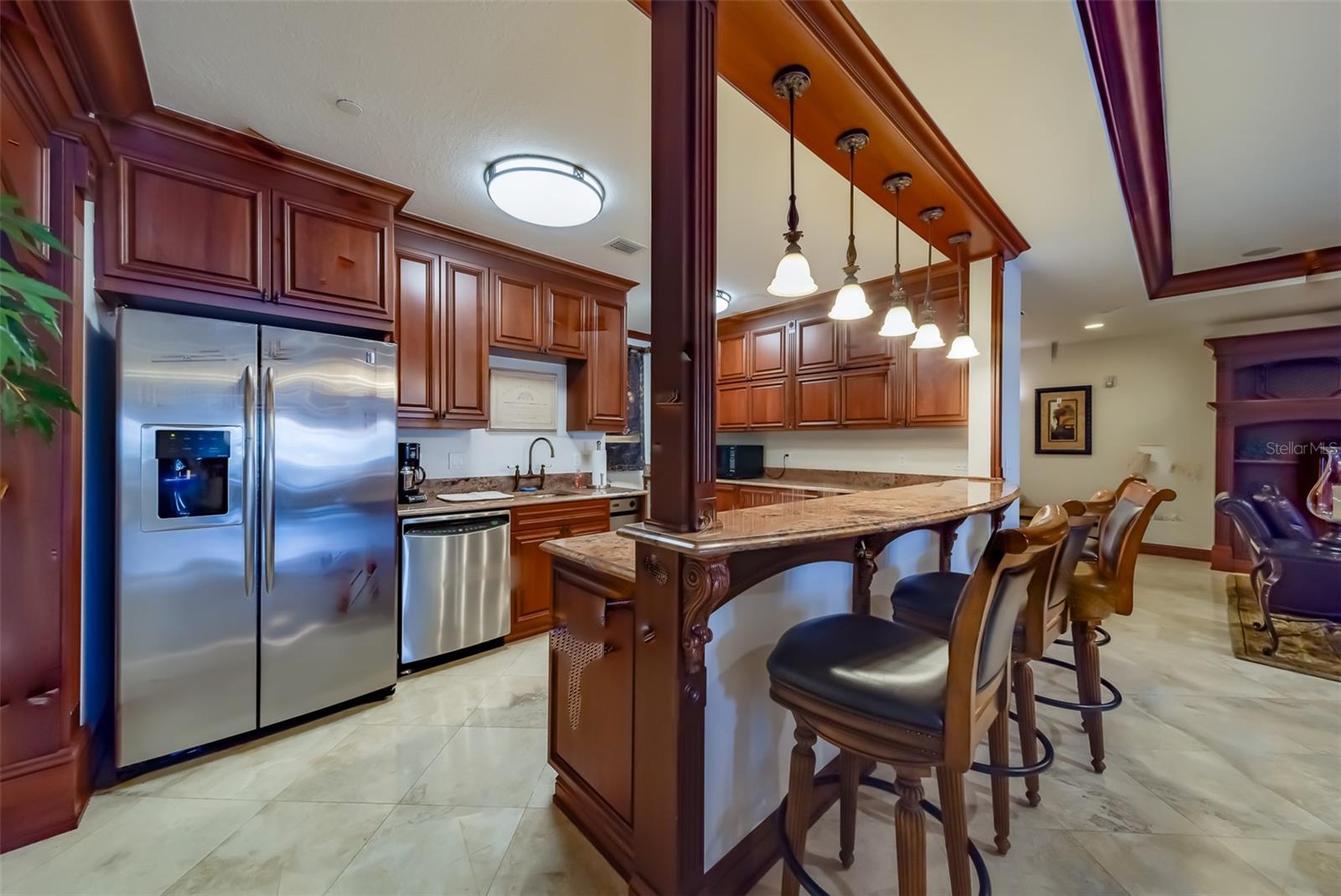 Image 61 of 81 For 202 Windward Passage 604
