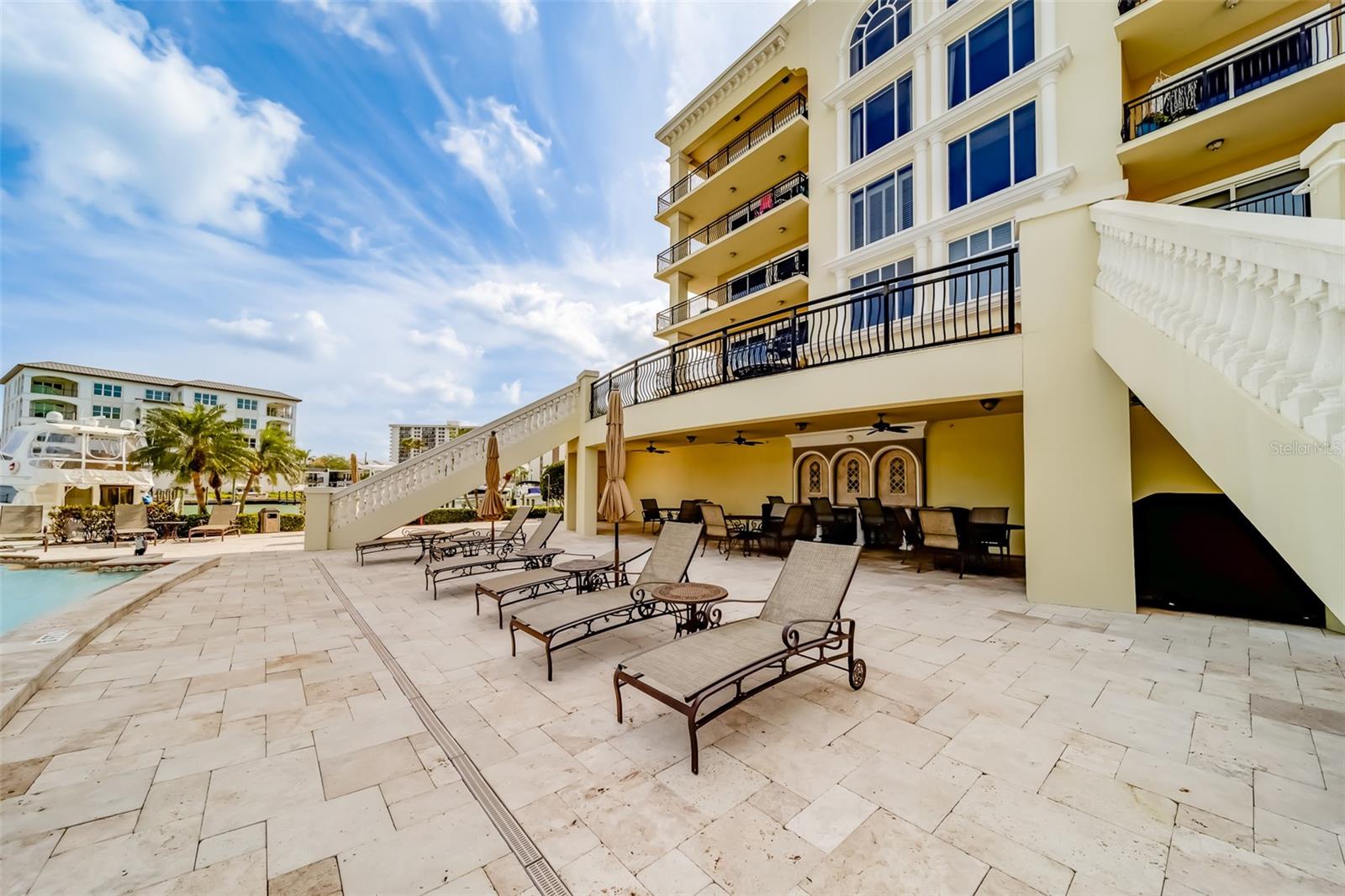 Image 71 of 81 For 202 Windward Passage 604