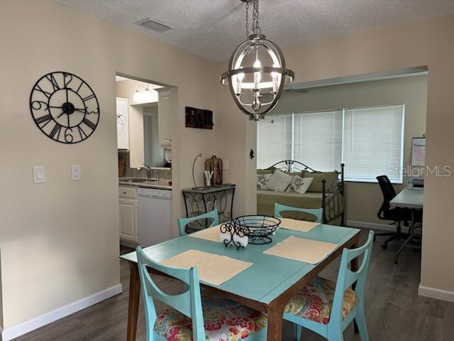 Image 6 of 39 For 2248 Greenwich Drive 64