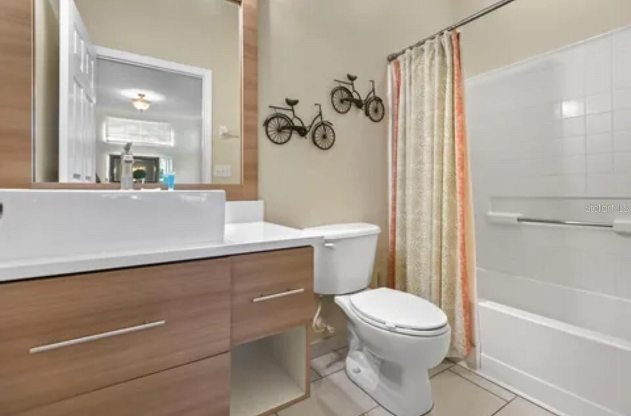 Image 14 of 32 For 8416 Blue Lagoon Drive