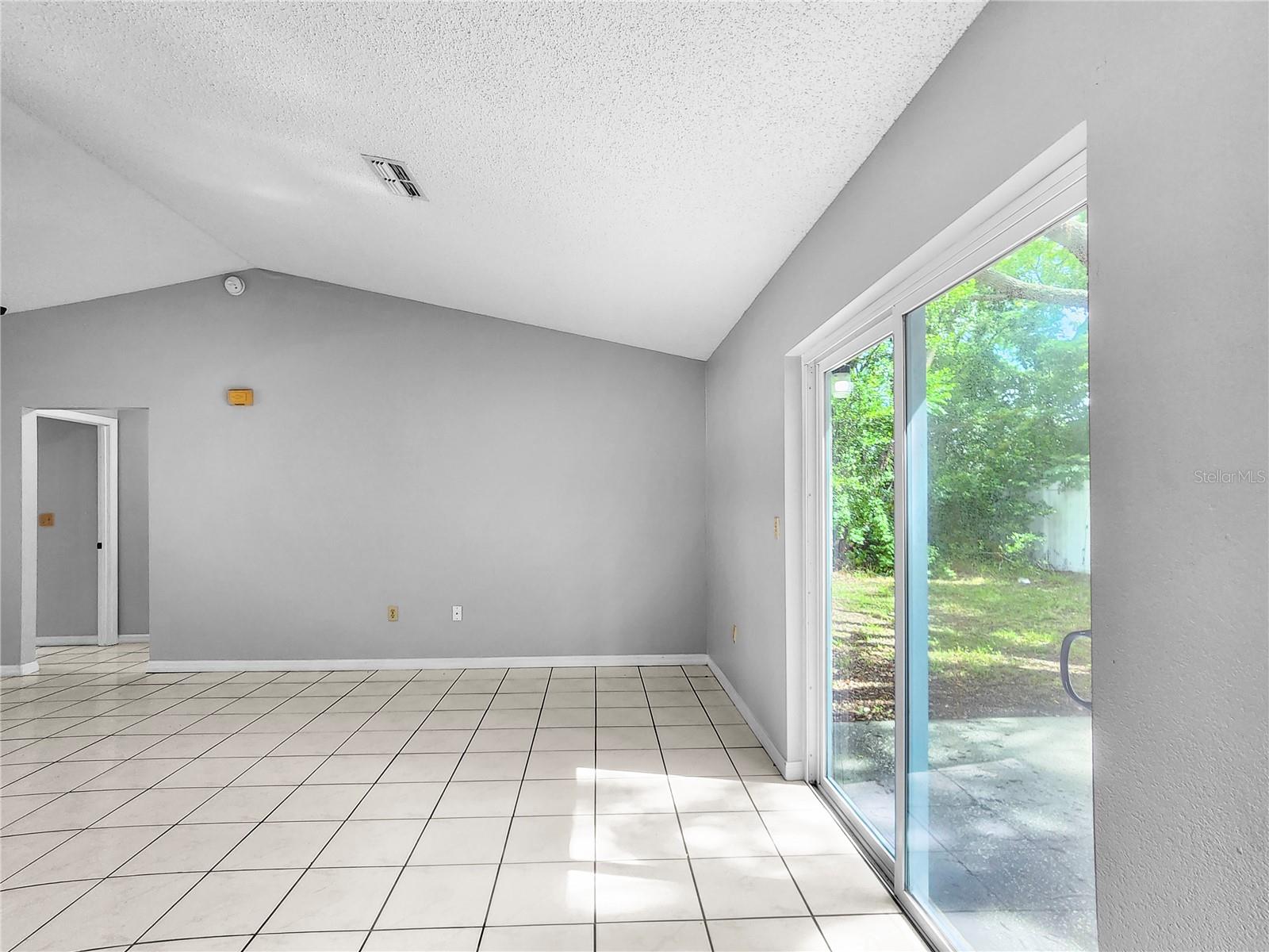 Image 3 of 16 For 4056 Tomahawk Avenue