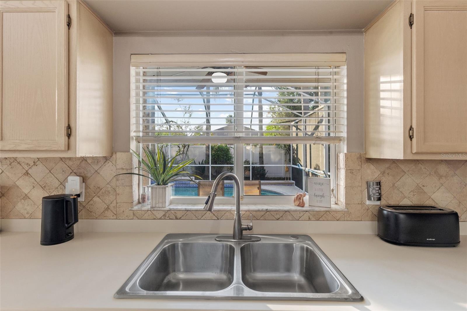 Image 16 of 70 For 27045 Sea Breeze Way