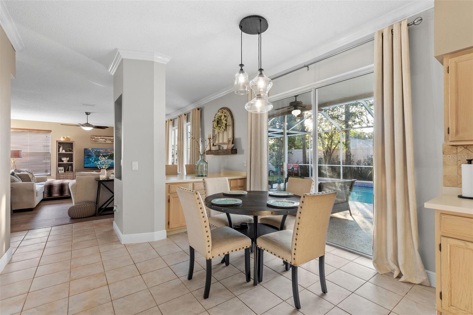 Image 17 of 70 For 27045 Sea Breeze Way
