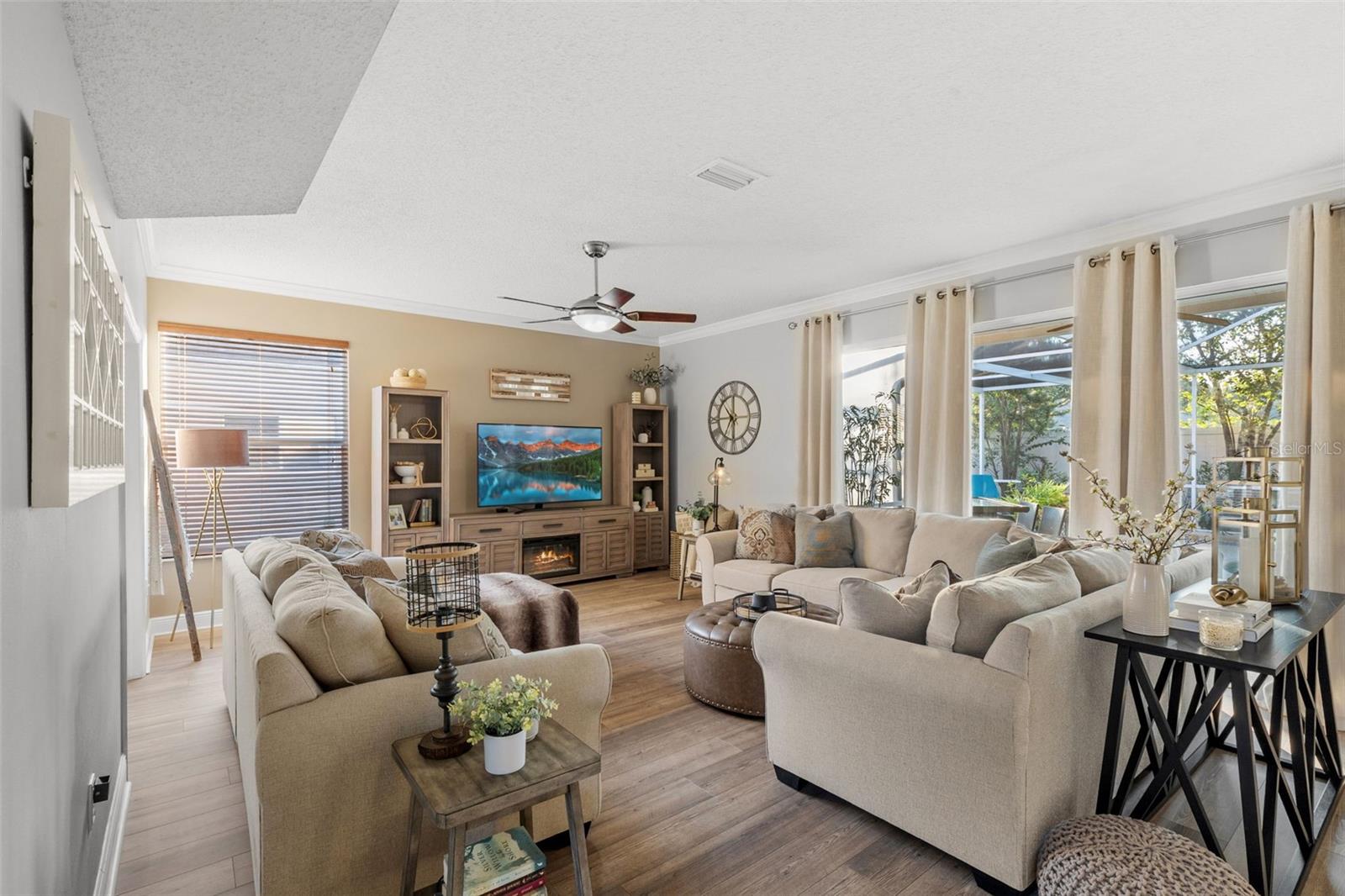 Image 20 of 70 For 27045 Sea Breeze Way
