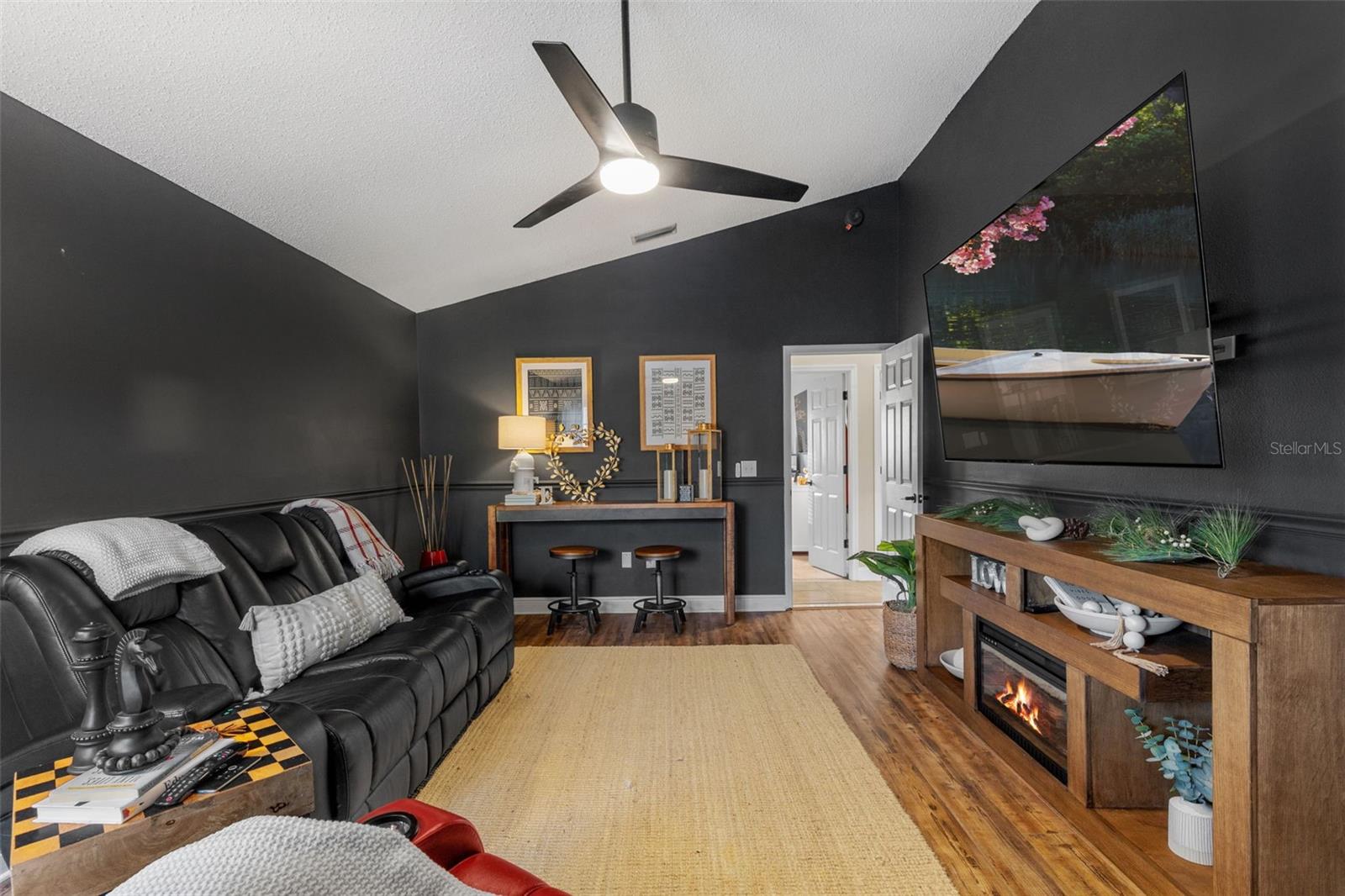 Image 43 of 70 For 27045 Sea Breeze Way