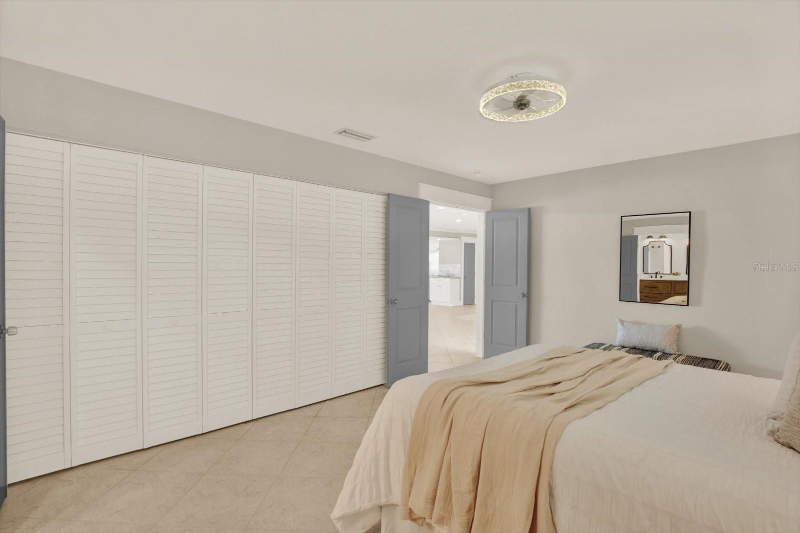 Image 15 of 32 For 5648 Bayview Drive