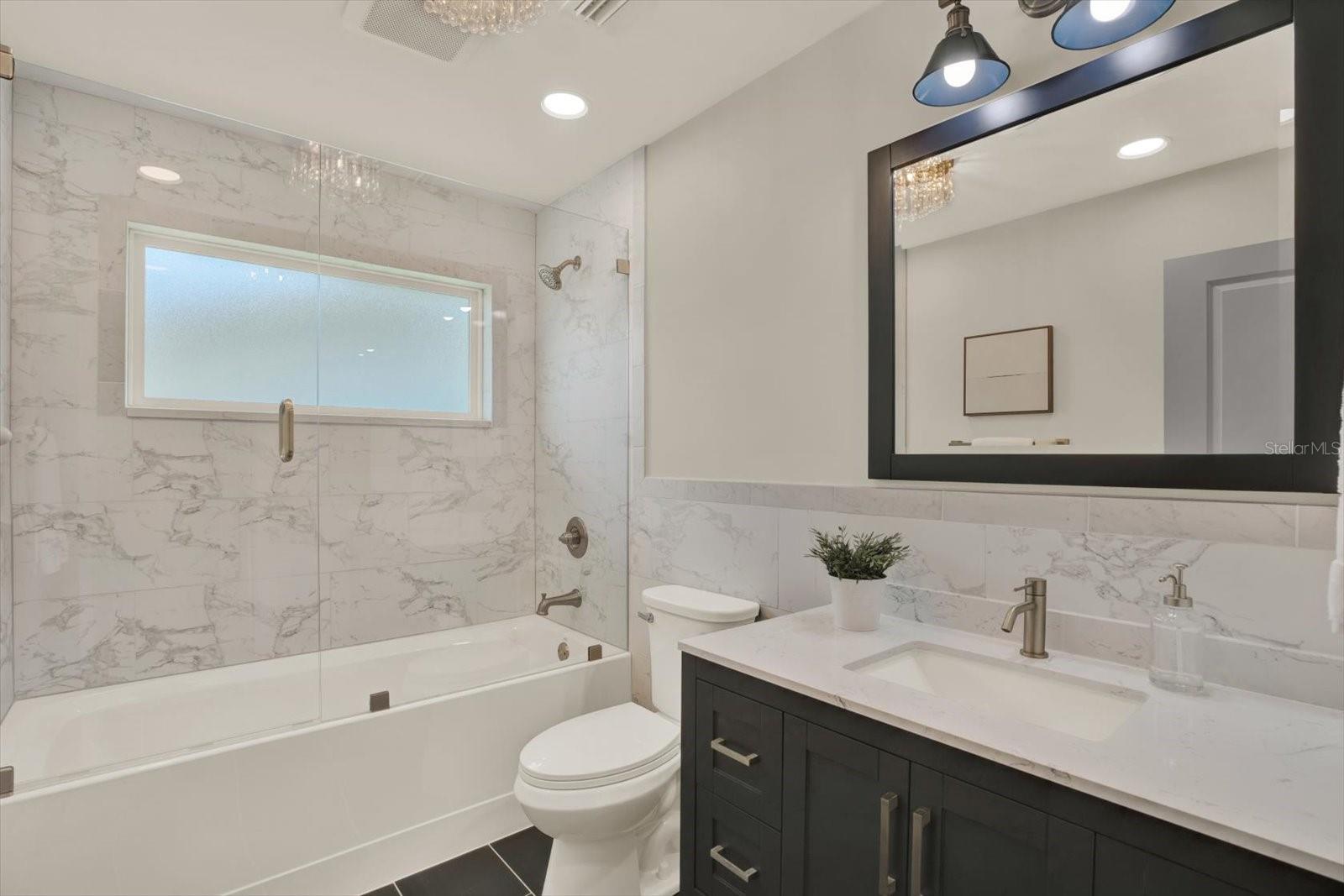 Image 19 of 32 For 5648 Bayview Drive