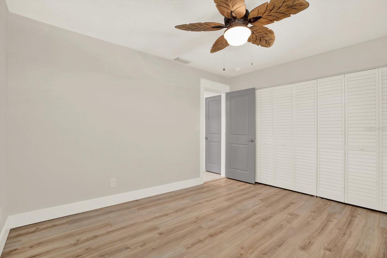 Image 21 of 32 For 5648 Bayview Drive
