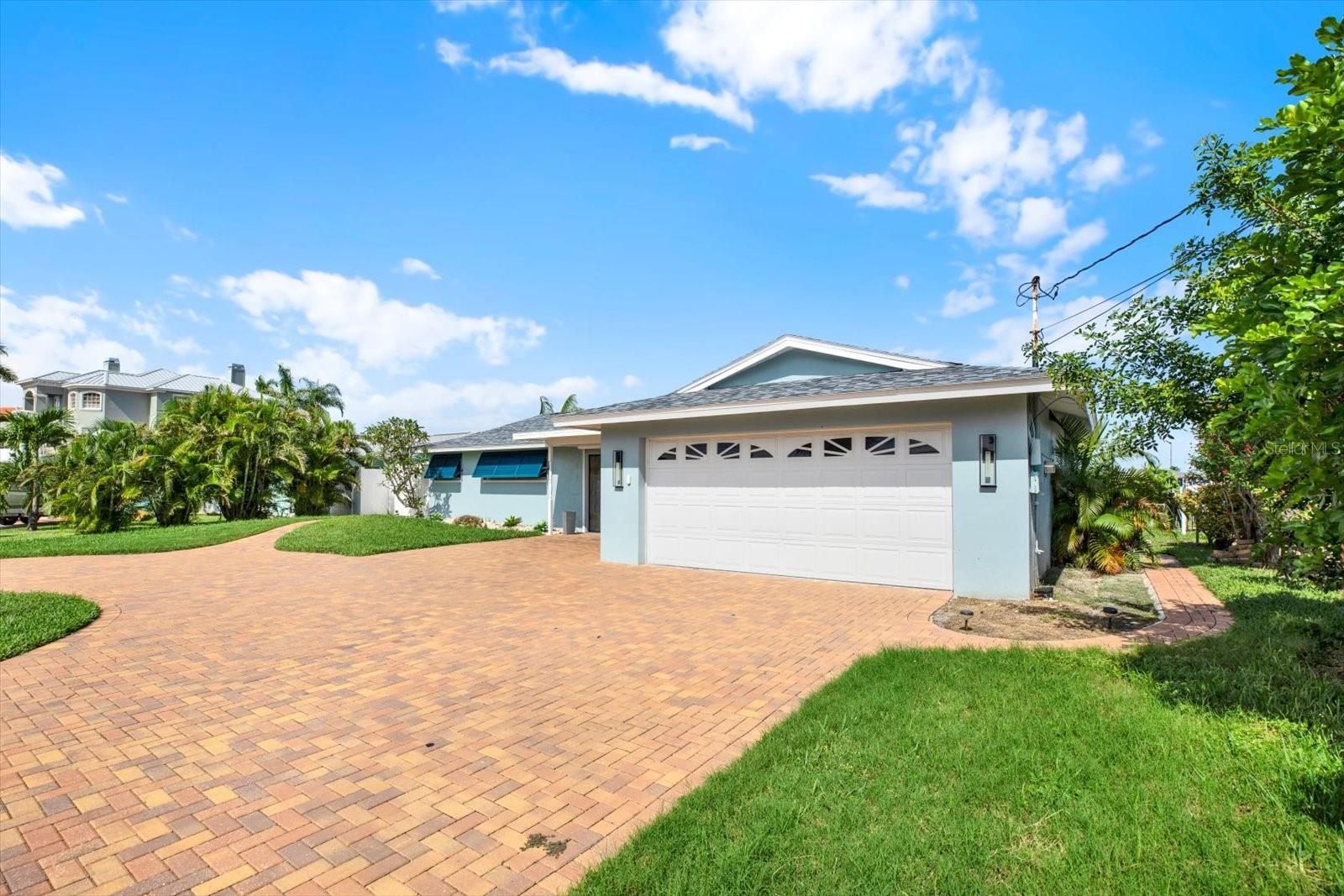 Image 26 of 32 For 5648 Bayview Drive