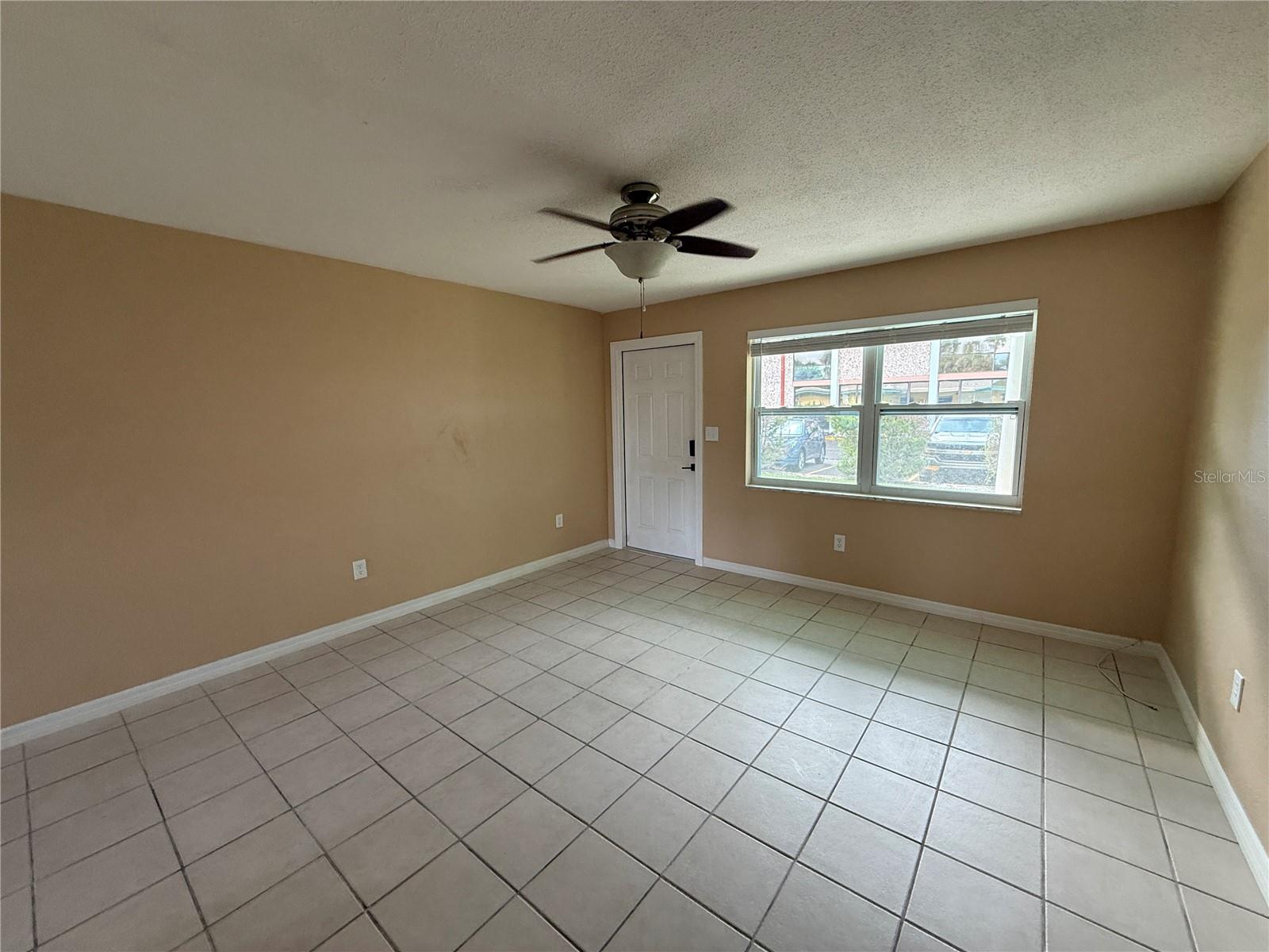 Image 5 of 17 For 7057 Sunset Drive S 2