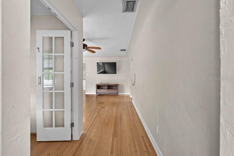 Image 20 of 33 For 820 22nd Avenue N