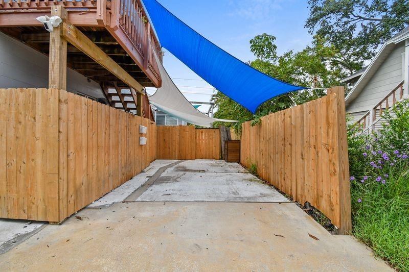 Image 30 of 33 For 820 22nd Avenue N