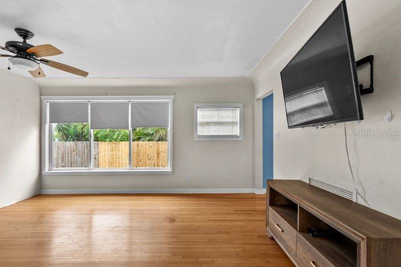 Image 7 of 33 For 820 22nd Avenue N