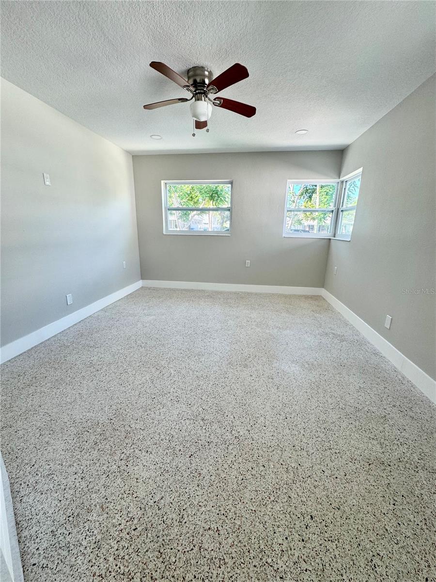 Image 36 of 44 For 319 20th Avenue S