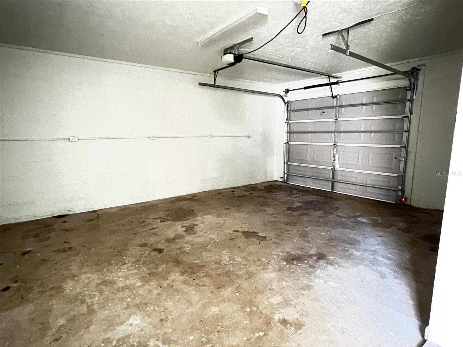 Image 36 of 40 For 611 Princeton Street