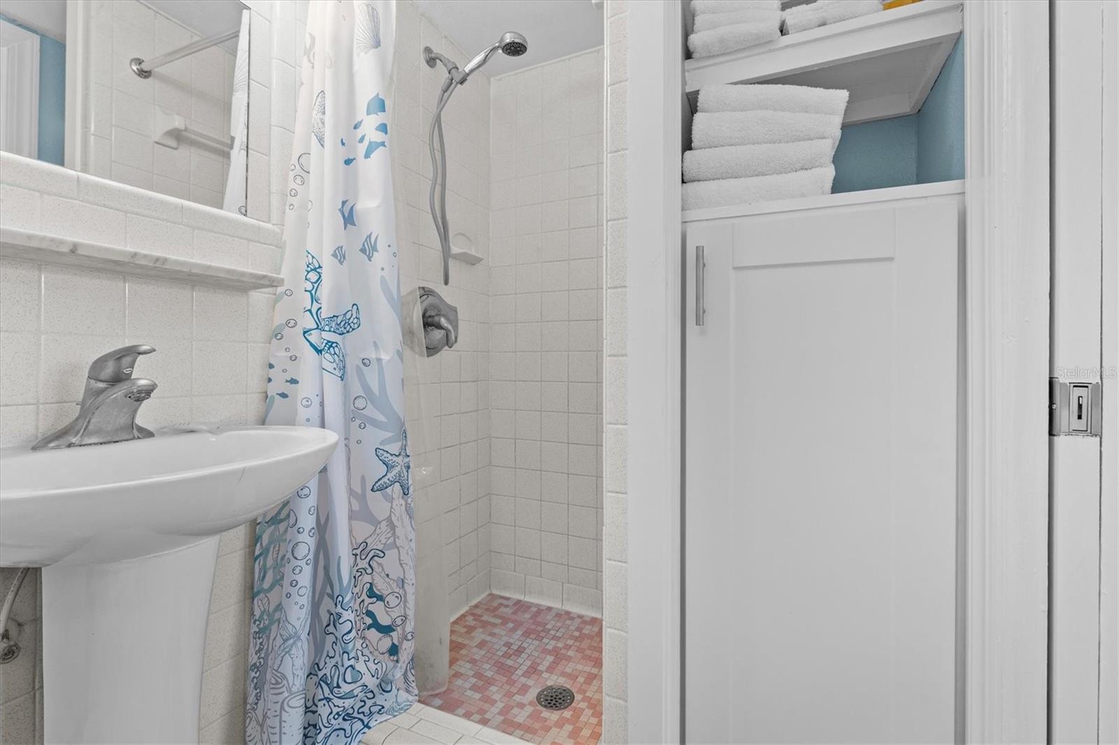 Image 22 of 48 For 12960 Gulf Boulevard 214