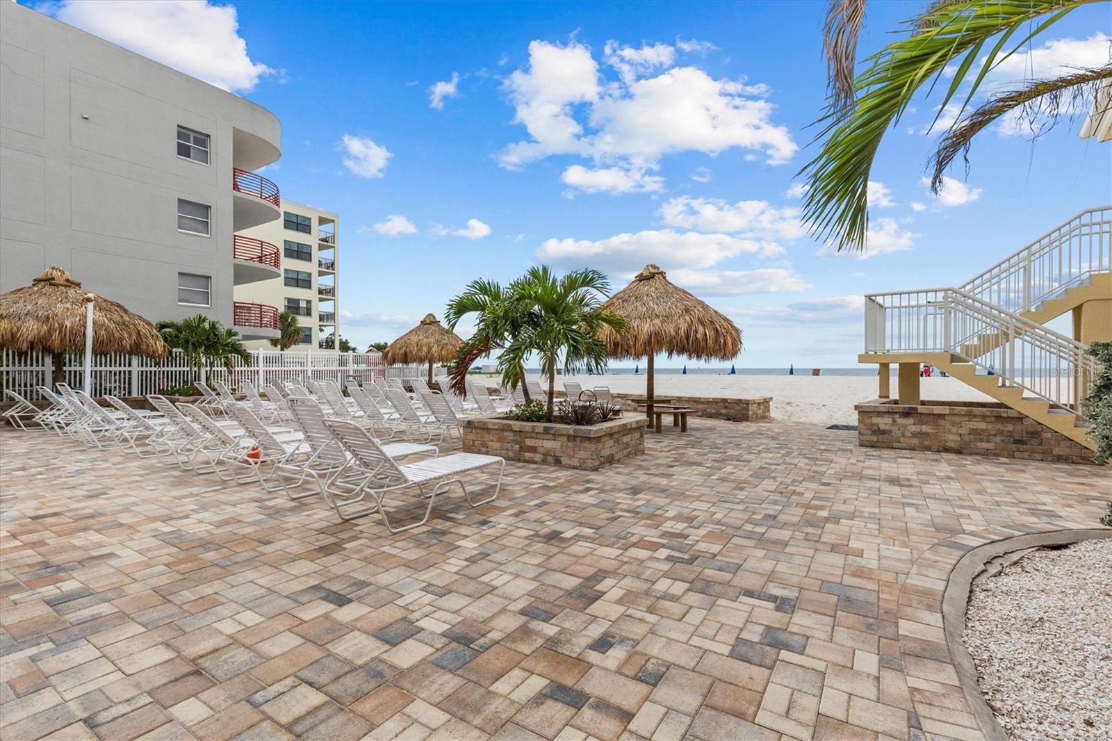 Image 29 of 48 For 12960 Gulf Boulevard 214