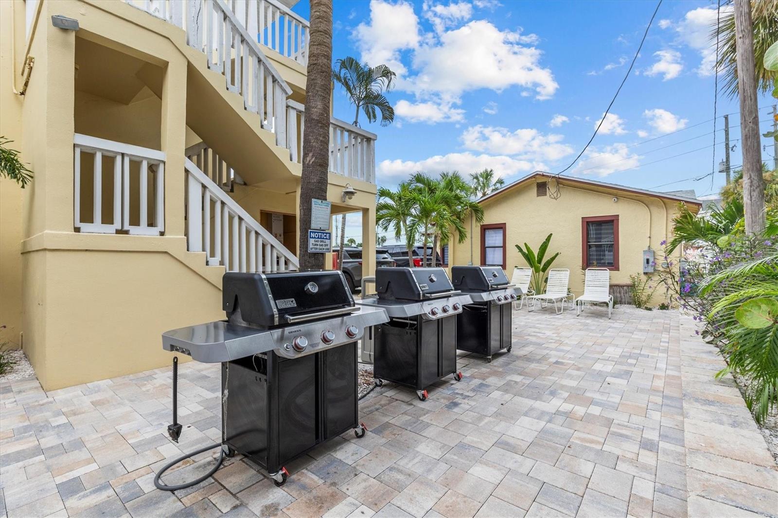 Image 32 of 48 For 12960 Gulf Boulevard 214