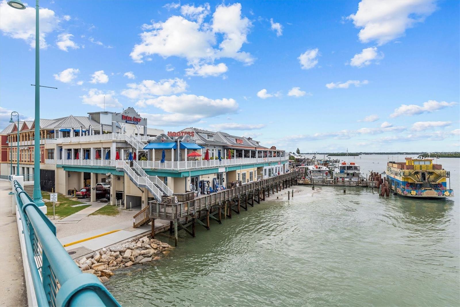 Image 39 of 48 For 12960 Gulf Boulevard 214