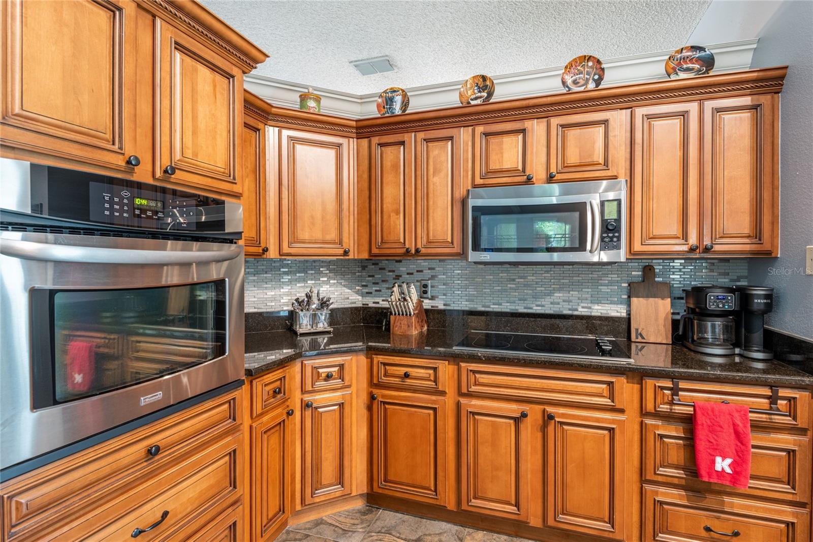 Image 17 of 48 For 715 Jessanda Circle