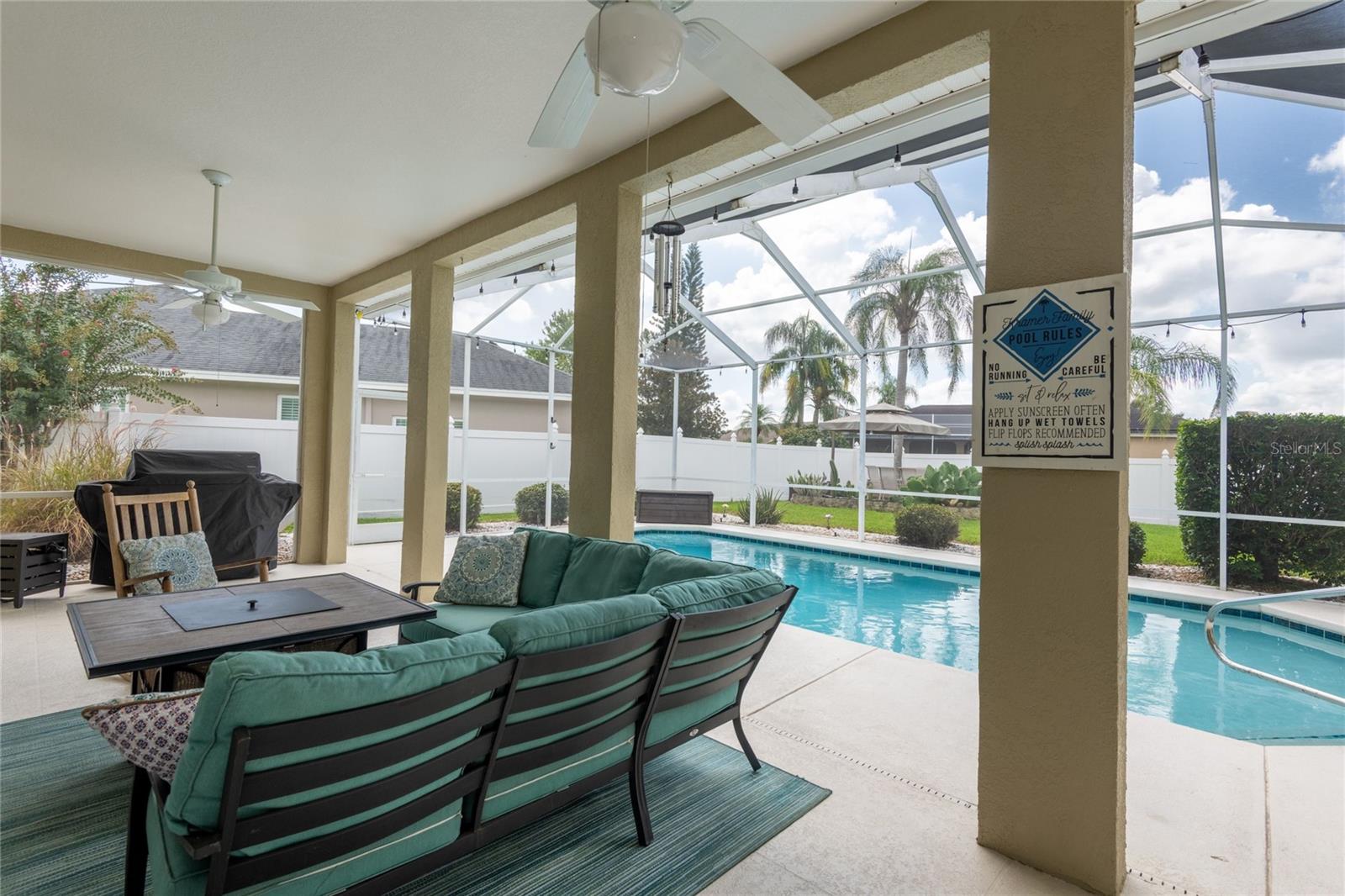 Image 19 of 48 For 715 Jessanda Circle