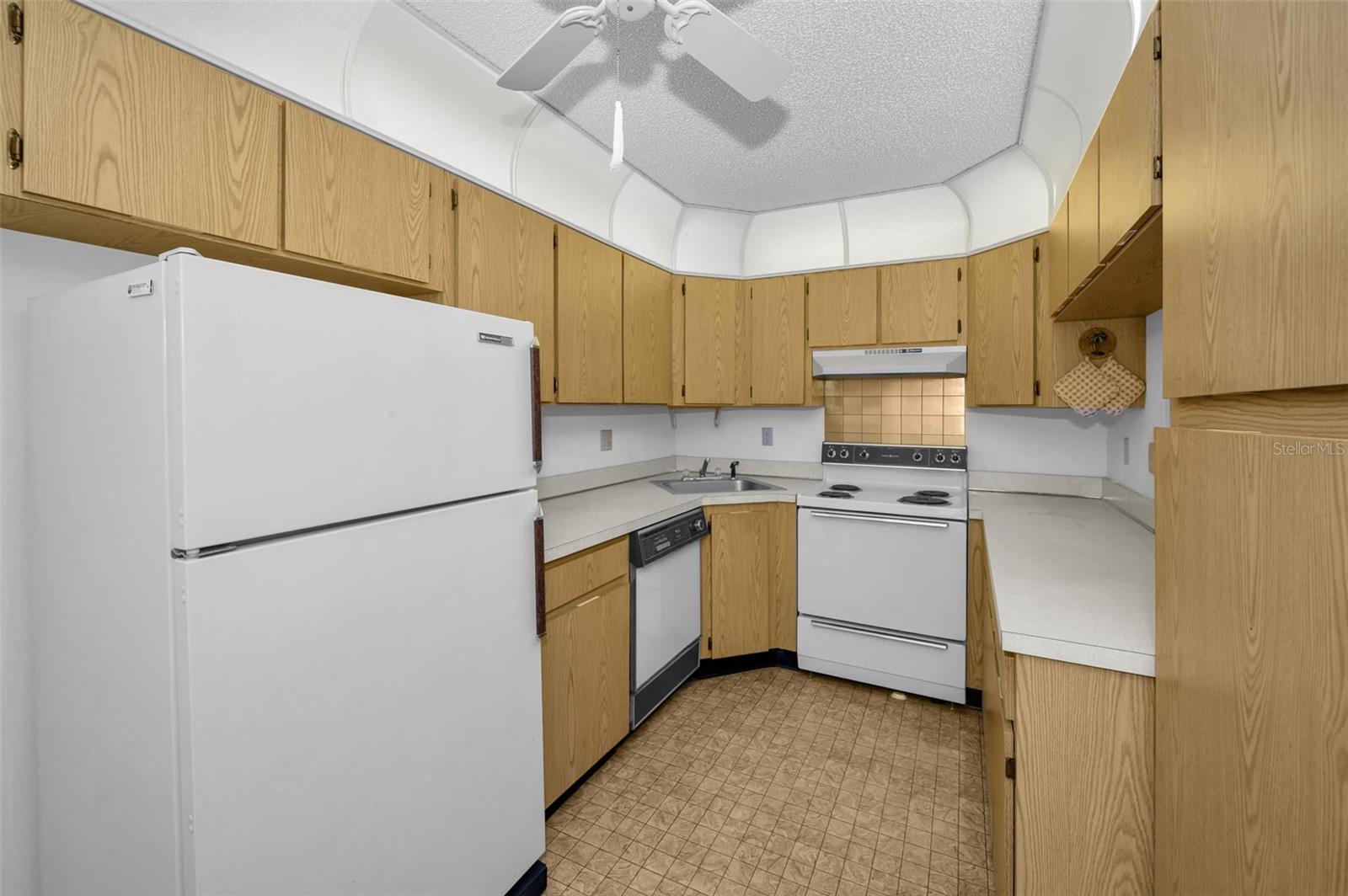 Image 19 of 35 For 1441 Pine Glen Lane E2
