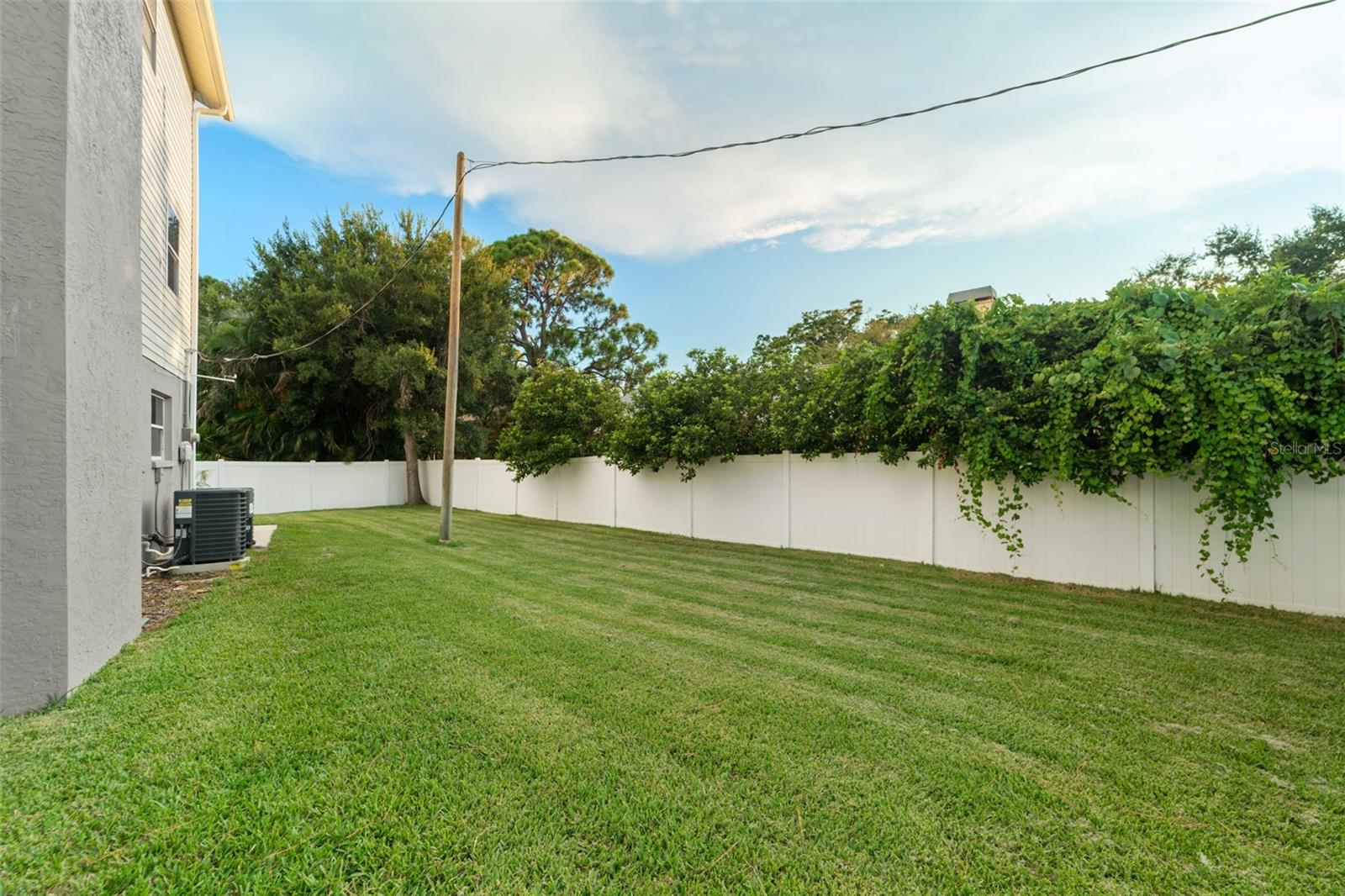 Image 71 of 83 For 13854 77th Avenue